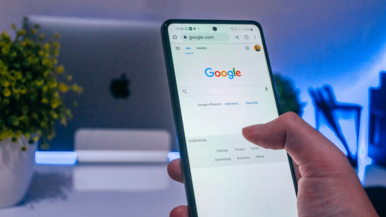 person searching on google