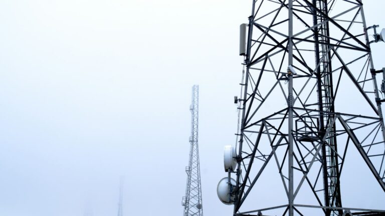 telecommunication tower