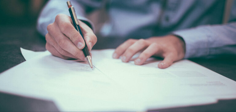 Legal Marketing Statistics 2026: 98+ Stats & Insights [Expert Analysis]